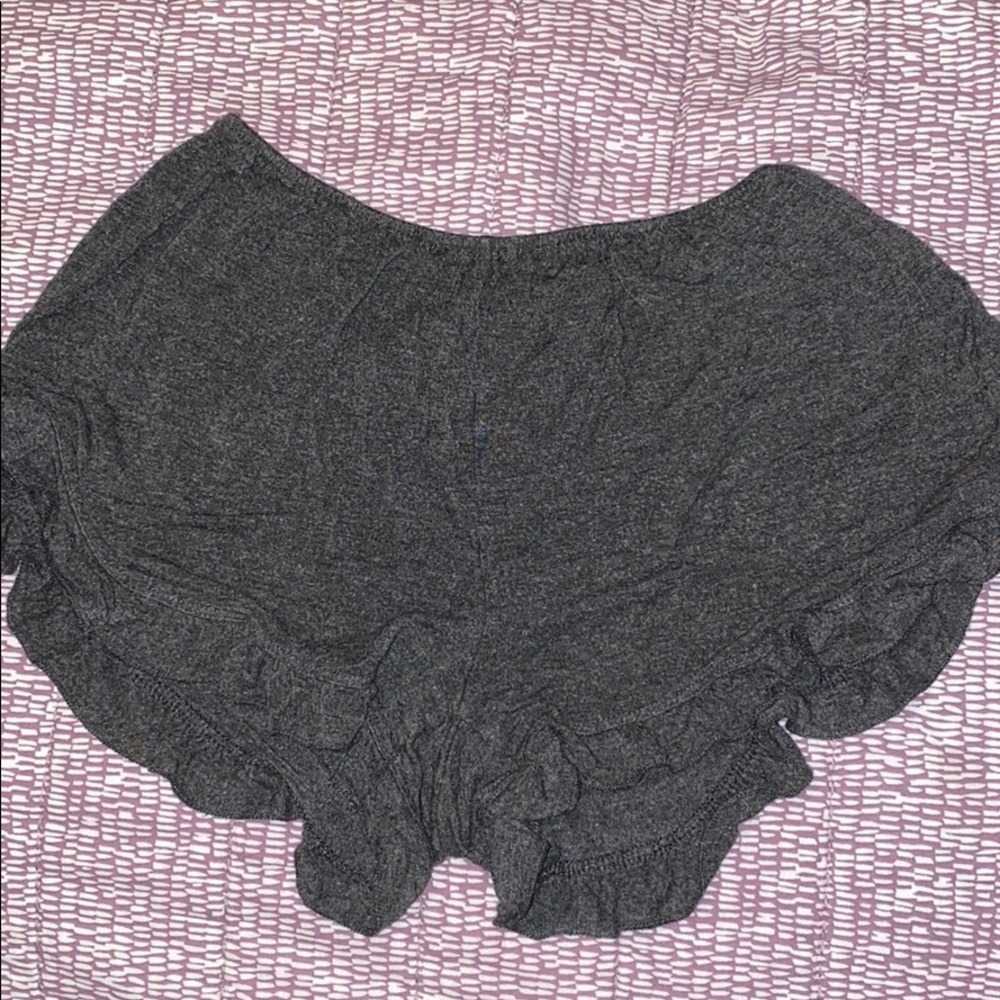 brandy melville vodi shorts